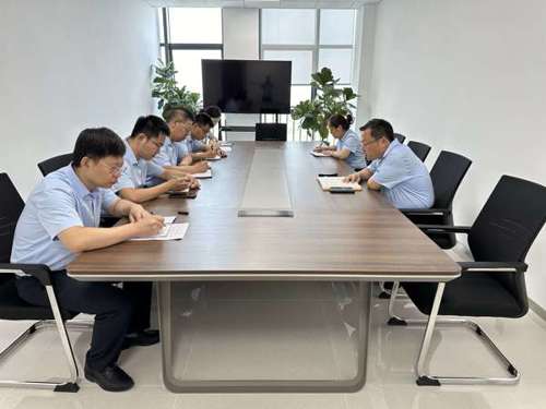 s_df9caaa8aa53b992.jpg s_df9caaa8aa53b992.jpg