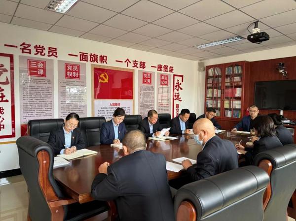 93b6bd7844481f94.jpg 93b6bd7844481f94.jpg