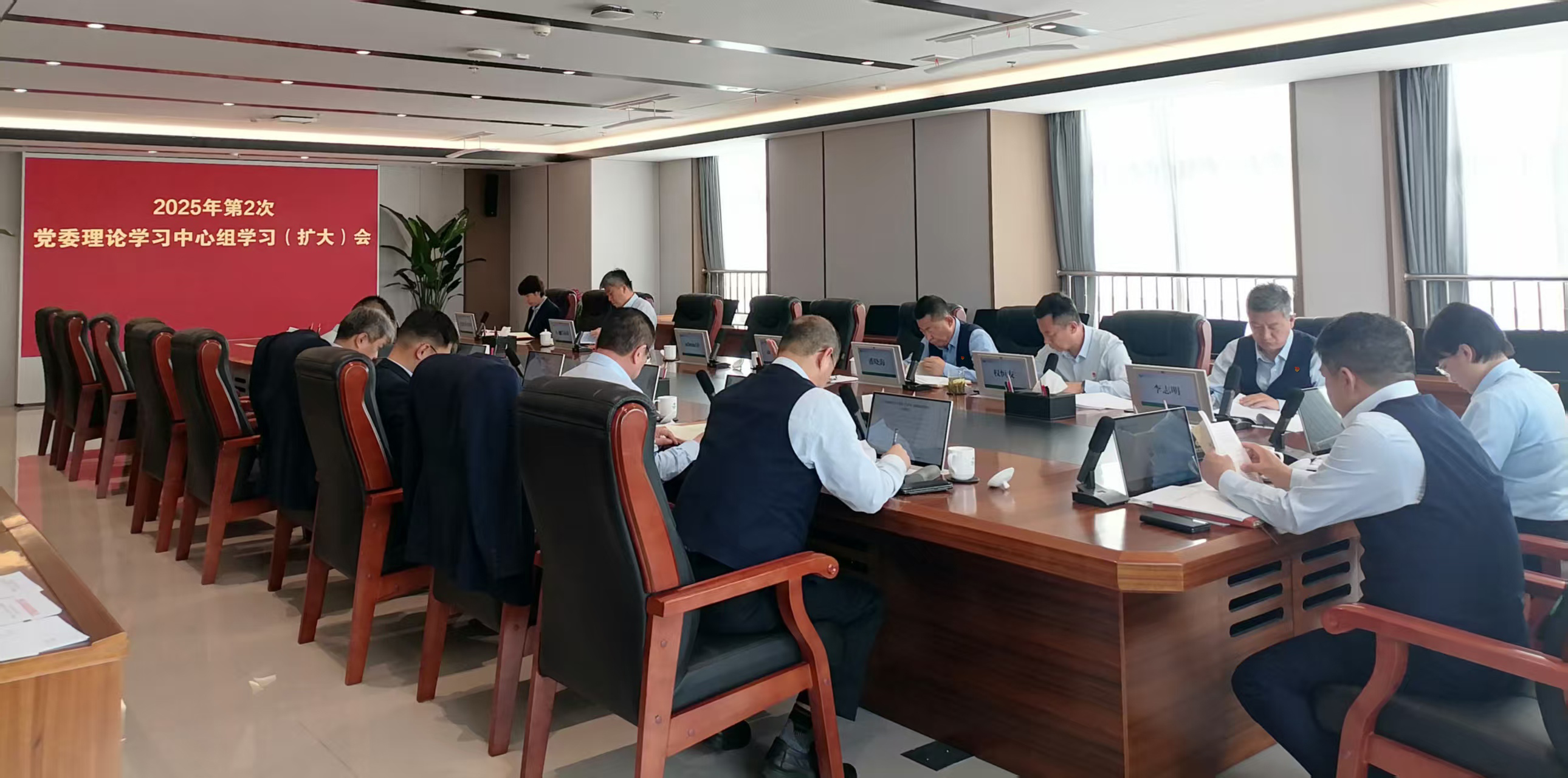 3309df98ff146b0269d5006e1d10da6.jpg 3309df98ff146b0269d5006e1d10da6.jpg